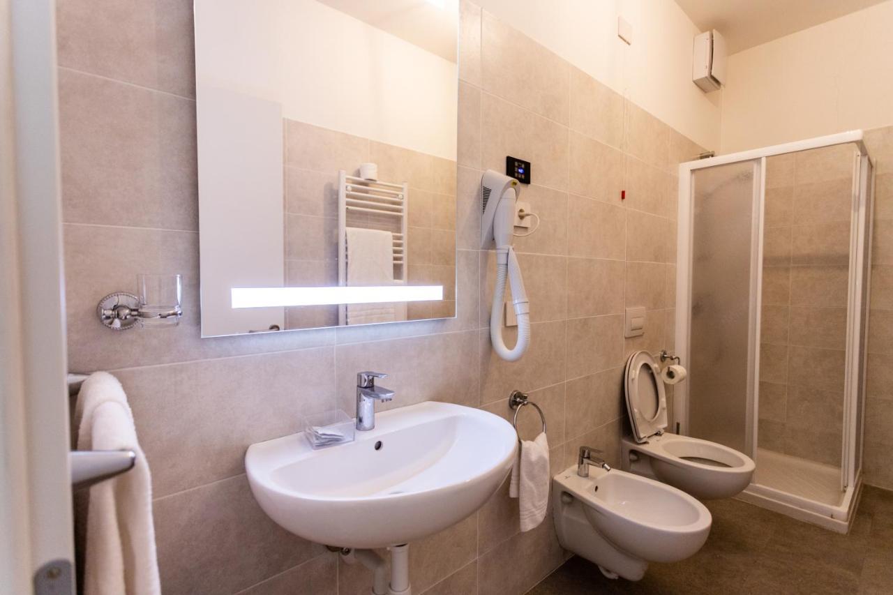 Casa San Paolo Rooms And Apartments 特伦托 外观 照片